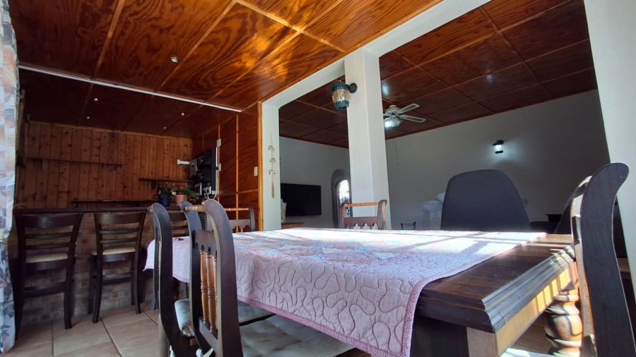 4 Bedroom Property for Sale in Pioneer Park KwaZulu-Natal
