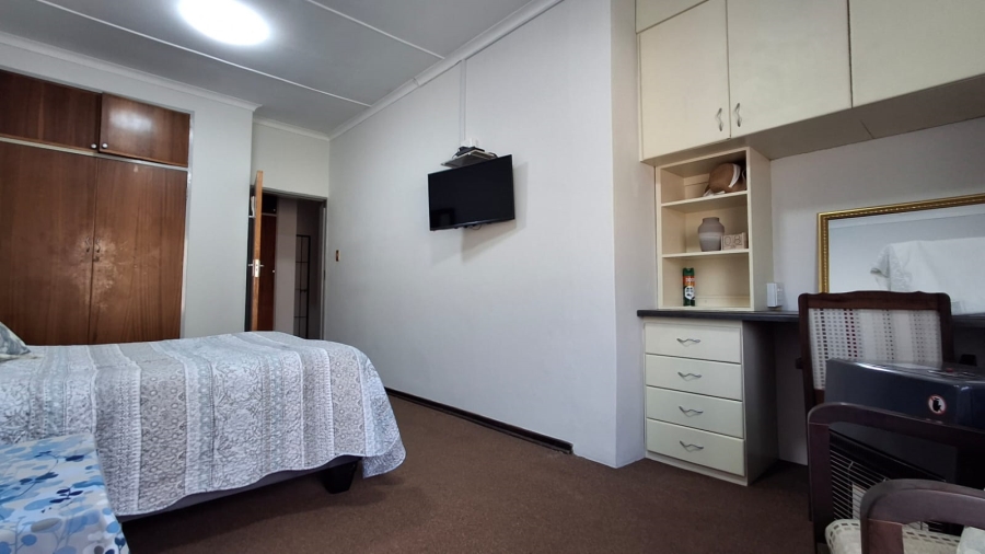 4 Bedroom Property for Sale in Pioneer Park KwaZulu-Natal