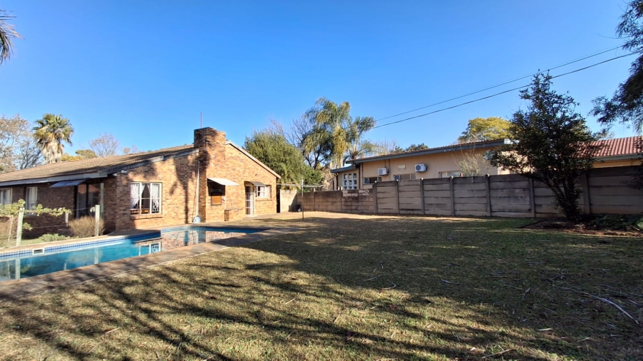 4 Bedroom Property for Sale in Pioneer Park KwaZulu-Natal