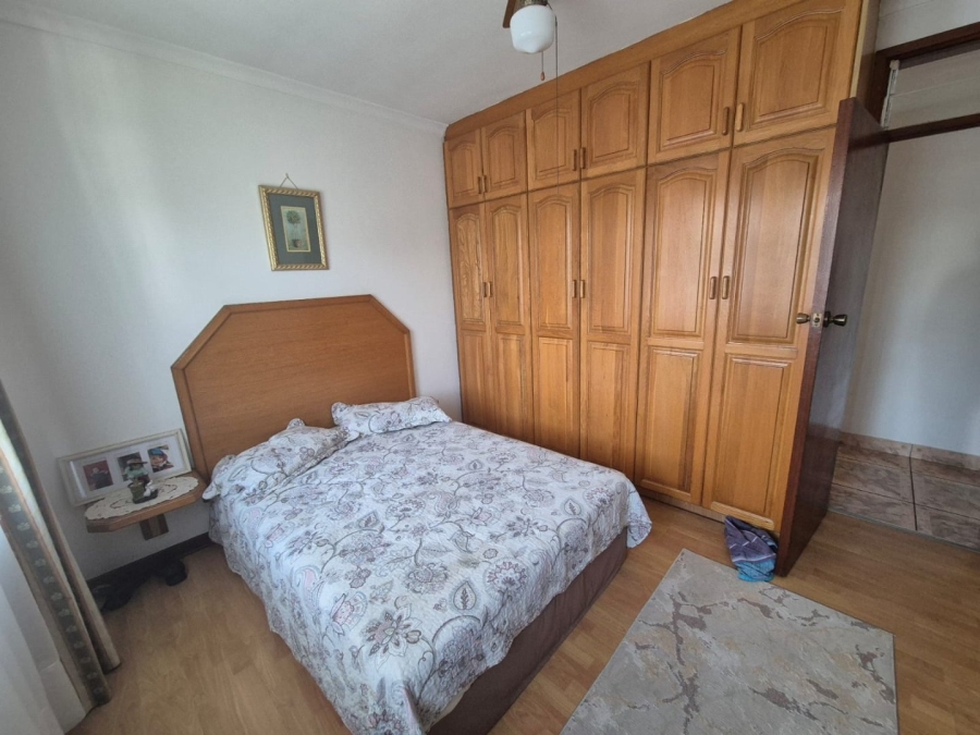 5 Bedroom Property for Sale in Isipingo Beach KwaZulu-Natal
