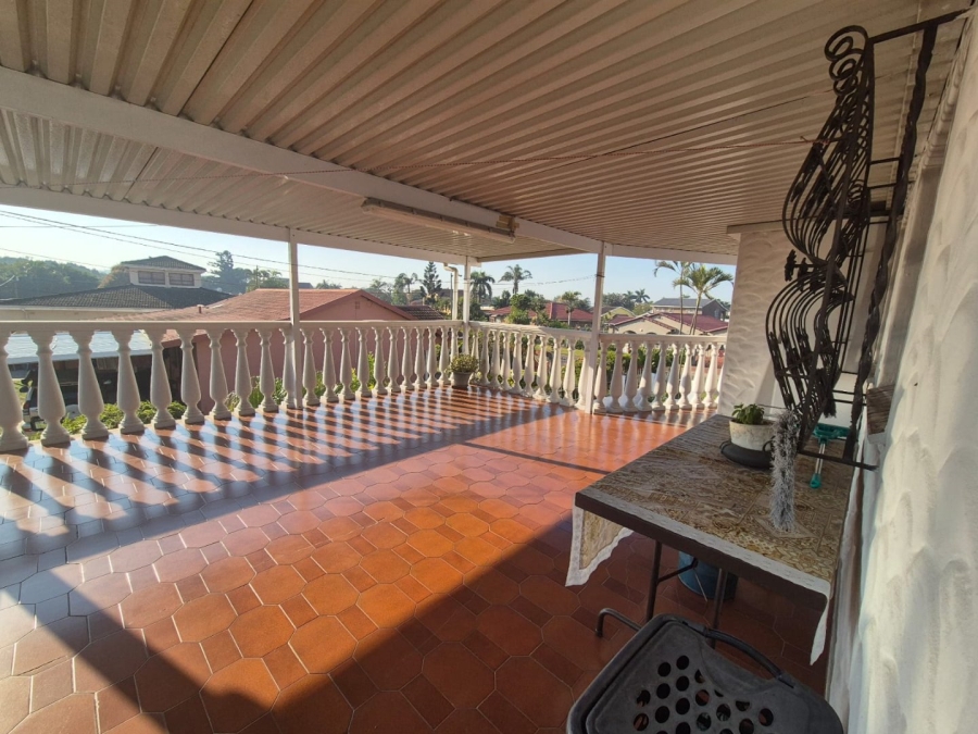 5 Bedroom Property for Sale in Isipingo Beach KwaZulu-Natal