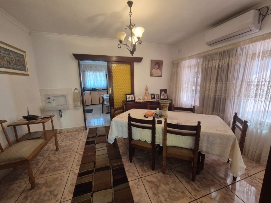 5 Bedroom Property for Sale in Isipingo Beach KwaZulu-Natal