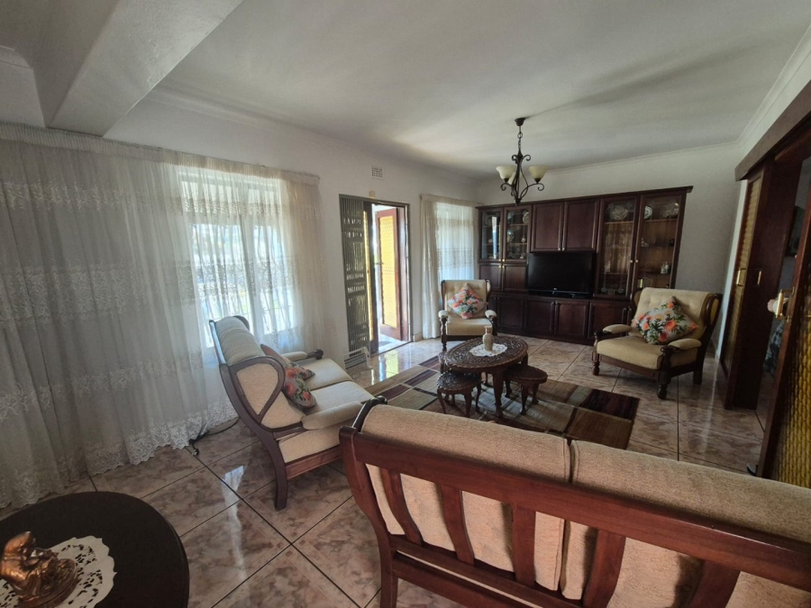 5 Bedroom Property for Sale in Isipingo Beach KwaZulu-Natal