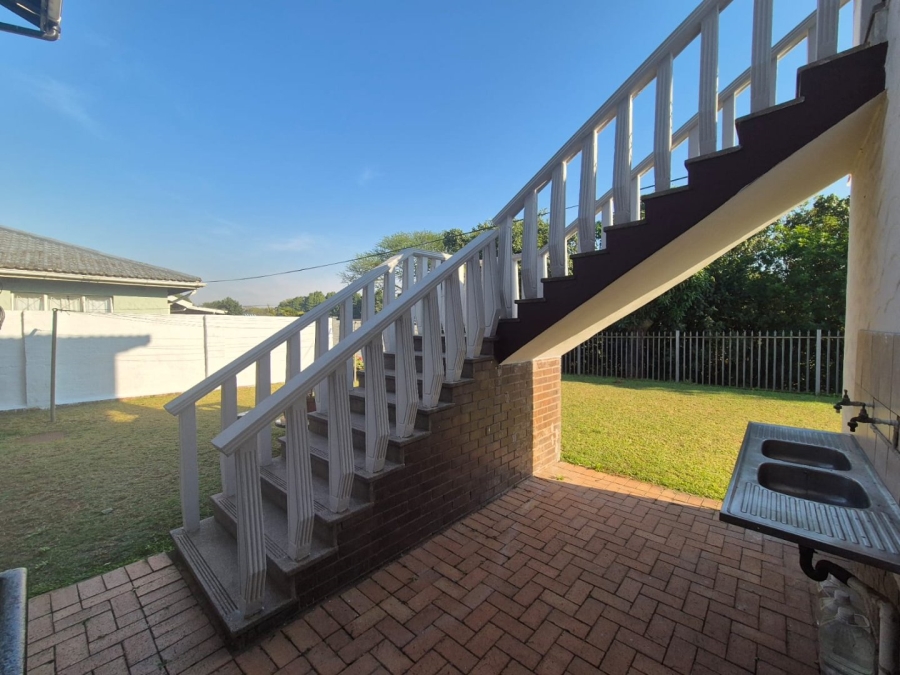 5 Bedroom Property for Sale in Isipingo Beach KwaZulu-Natal