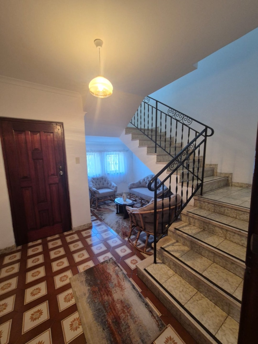5 Bedroom Property for Sale in Isipingo Beach KwaZulu-Natal