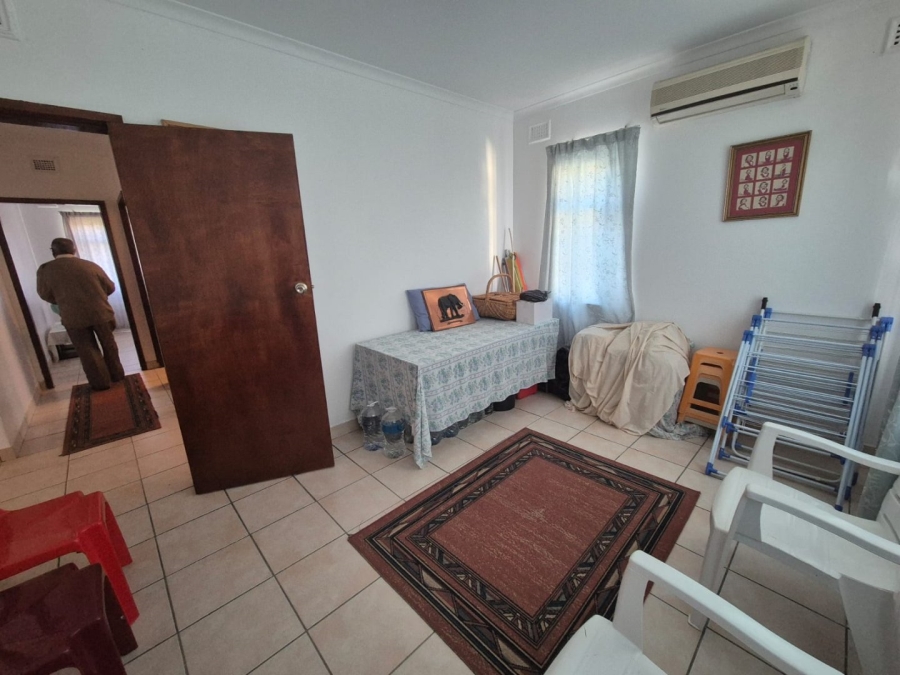 5 Bedroom Property for Sale in Isipingo Beach KwaZulu-Natal