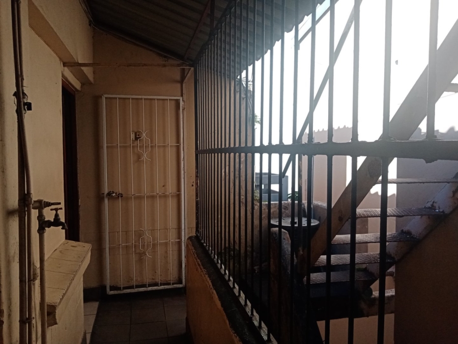 1 Bedroom Property for Sale in Durban Central KwaZulu-Natal