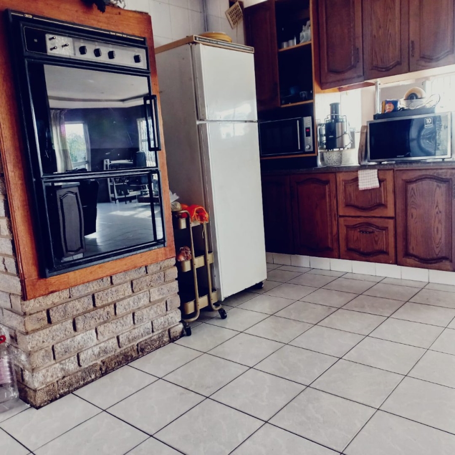 4 Bedroom Property for Sale in Manor Gardens KwaZulu-Natal