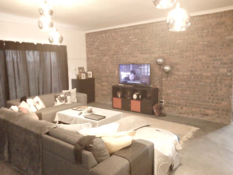  Bedroom Property for Sale in Empangeni Central KwaZulu-Natal