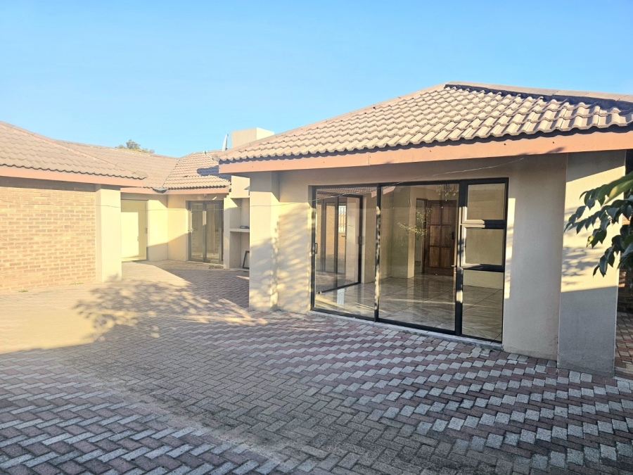 To Let 3 Bedroom Property for Rent in Sunnyridge KwaZulu-Natal