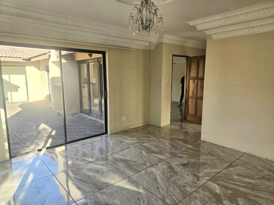 To Let 3 Bedroom Property for Rent in Sunnyridge KwaZulu-Natal