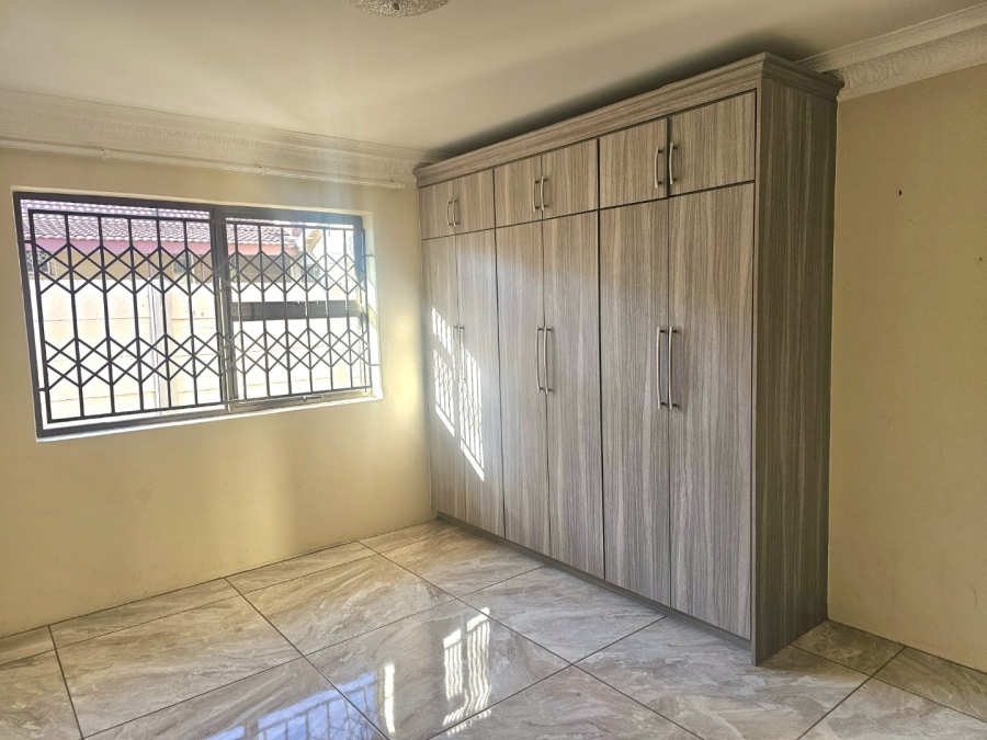 To Let 3 Bedroom Property for Rent in Sunnyridge KwaZulu-Natal