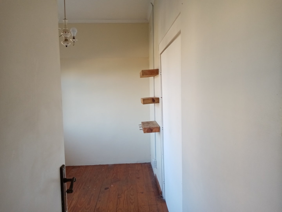 8 Bedroom Property for Sale in Essenwood KwaZulu-Natal
