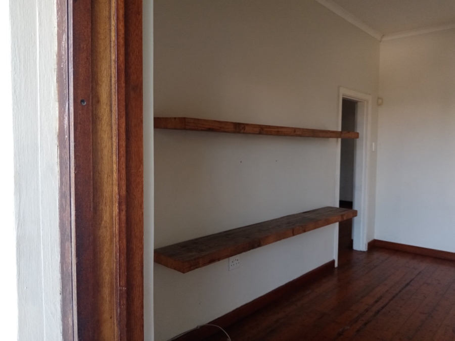 8 Bedroom Property for Sale in Essenwood KwaZulu-Natal