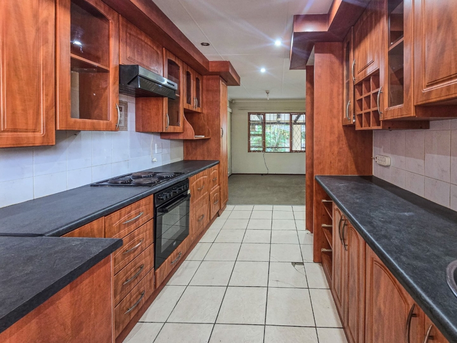 2 Bedroom Property for Sale in Anerley KwaZulu-Natal
