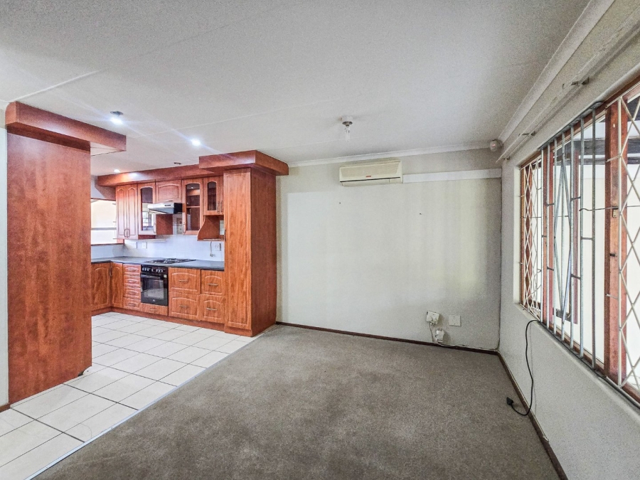 2 Bedroom Property for Sale in Anerley KwaZulu-Natal