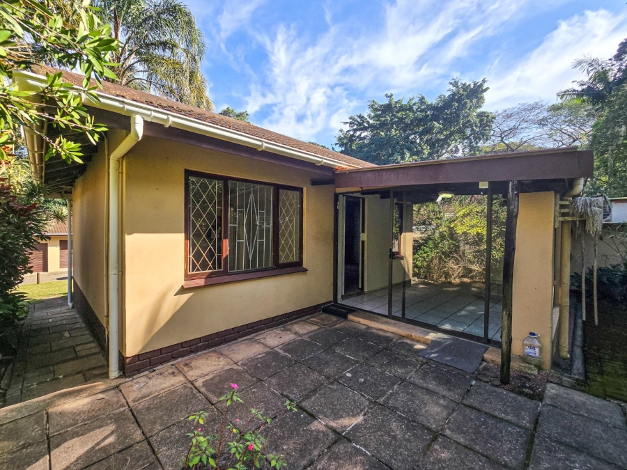 2 Bedroom Property for Sale in Anerley KwaZulu-Natal