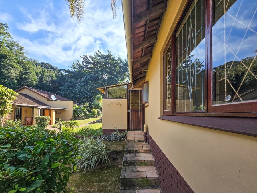 2 Bedroom Property for Sale in Anerley KwaZulu-Natal