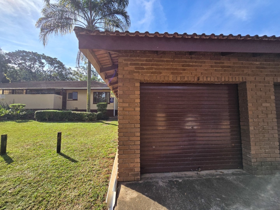 2 Bedroom Property for Sale in Anerley KwaZulu-Natal