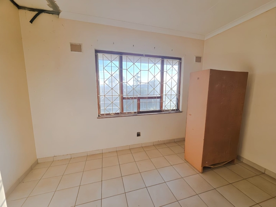 10 Bedroom Property for Sale in Dawnside KwaZulu-Natal