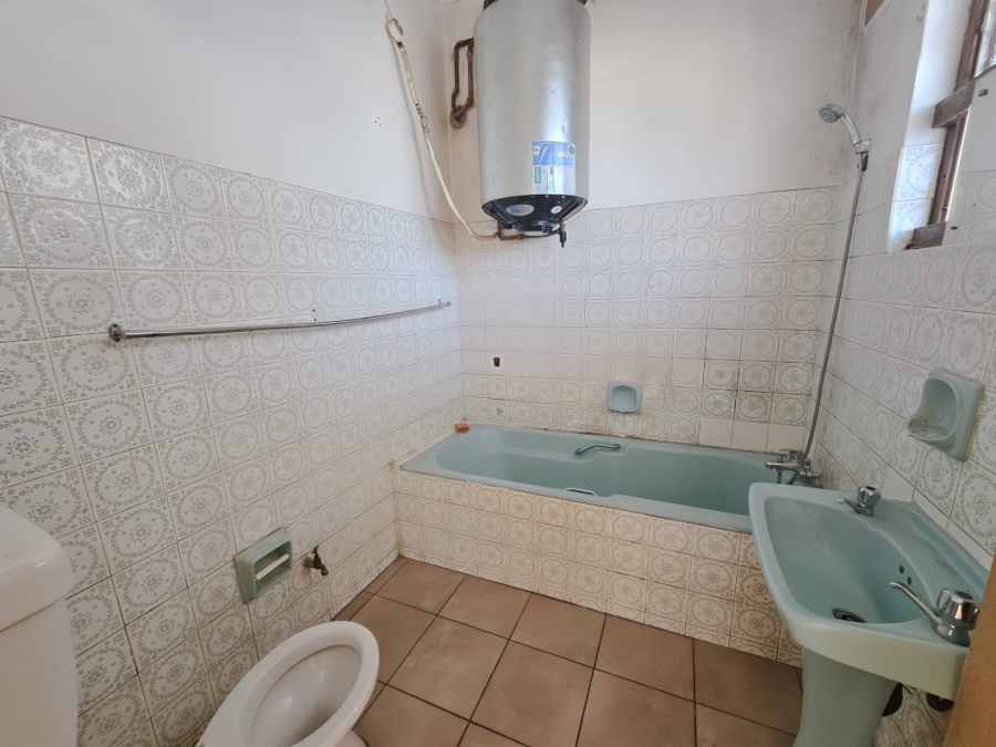 10 Bedroom Property for Sale in Dawnside KwaZulu-Natal