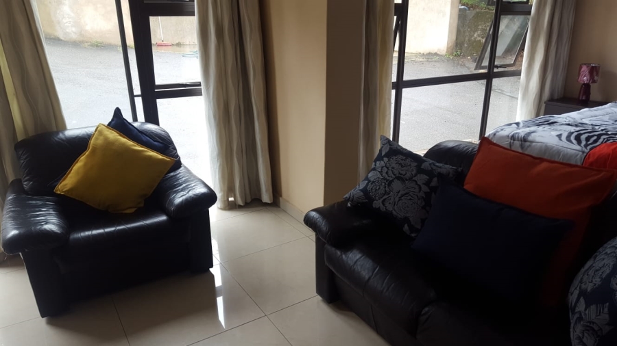 To Let 1 Bedroom Property for Rent in Rouken Glen KwaZulu-Natal
