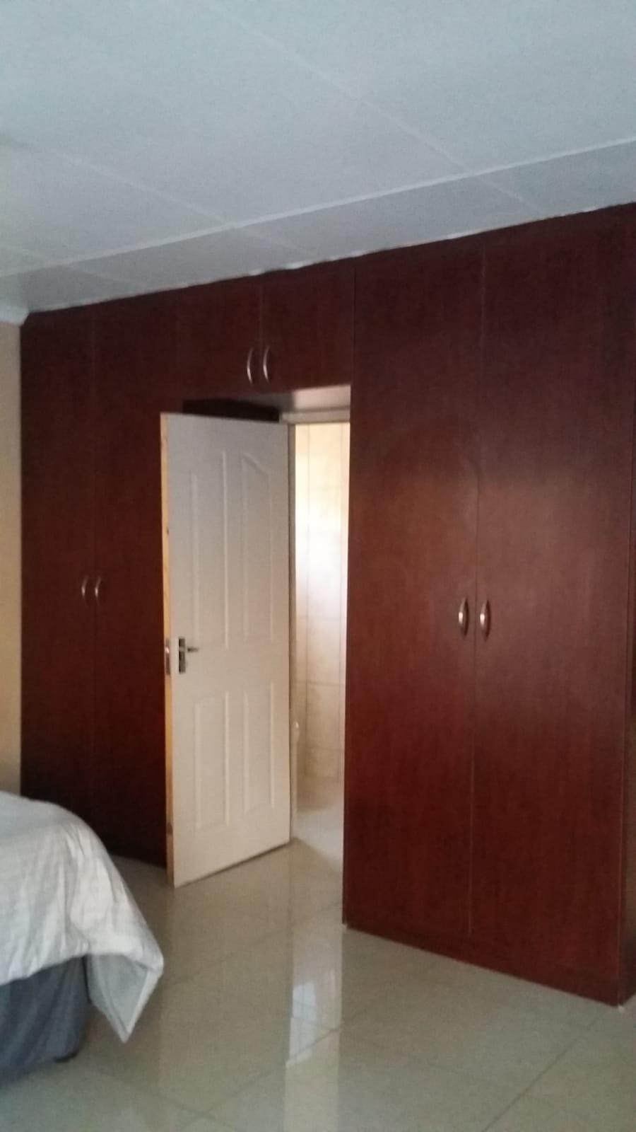 To Let 1 Bedroom Property for Rent in Rouken Glen KwaZulu-Natal