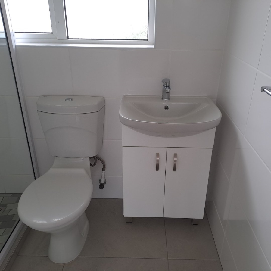 1 Bedroom Property for Sale in Scottburgh Central KwaZulu-Natal