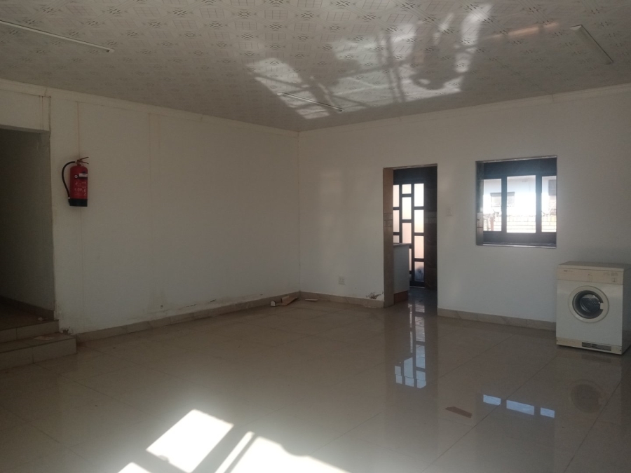 32 Bedroom Property for Sale in Wentworth KwaZulu-Natal