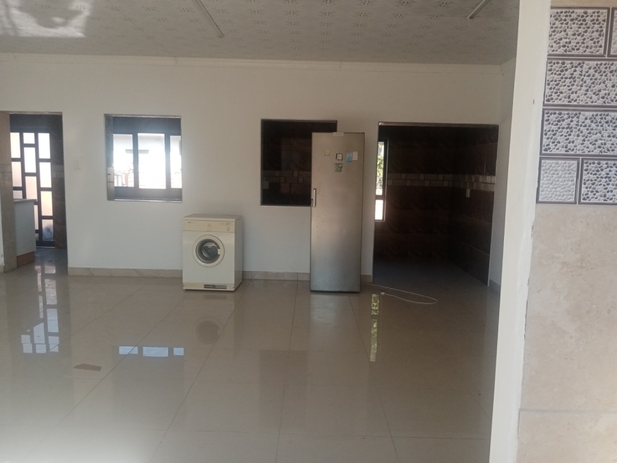32 Bedroom Property for Sale in Wentworth KwaZulu-Natal