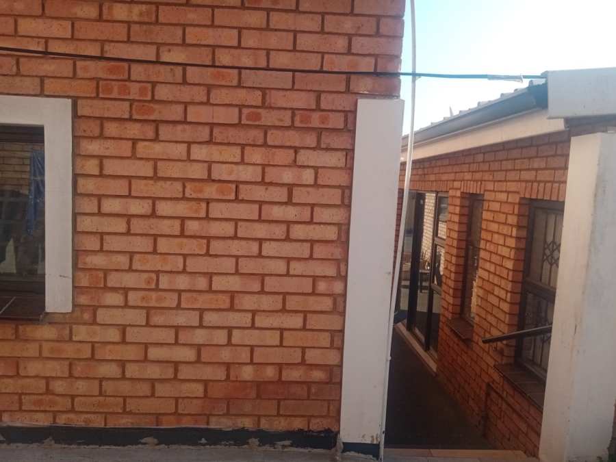 32 Bedroom Property for Sale in Wentworth KwaZulu-Natal