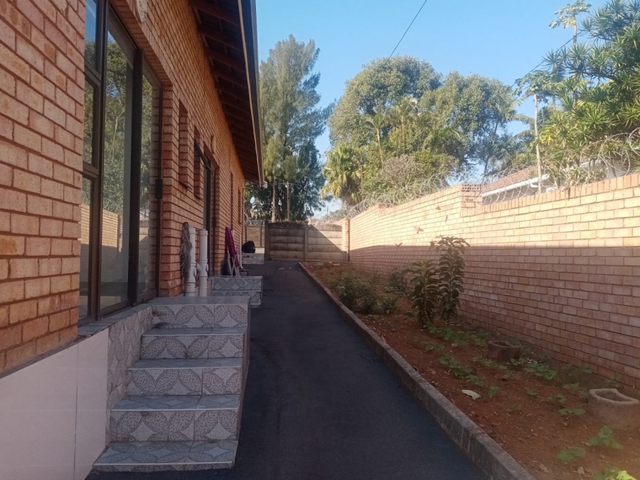 32 Bedroom Property for Sale in Wentworth KwaZulu-Natal