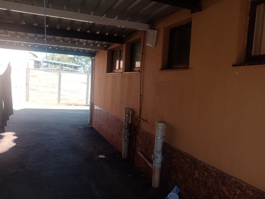 32 Bedroom Property for Sale in Wentworth KwaZulu-Natal