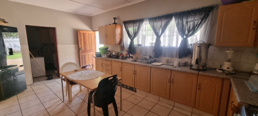 3 Bedroom Property for Sale in Port Edward KwaZulu-Natal