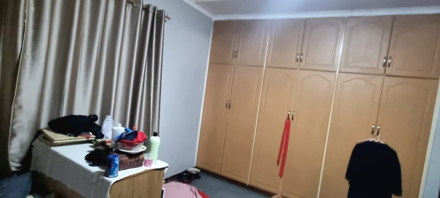 3 Bedroom Property for Sale in Port Edward KwaZulu-Natal