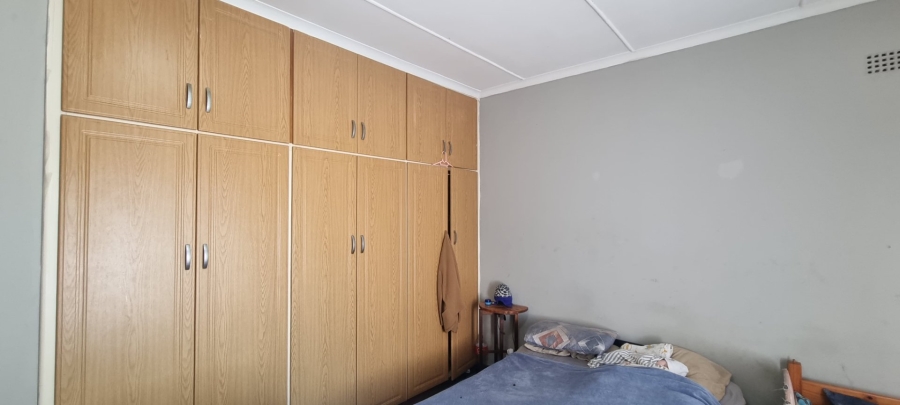 3 Bedroom Property for Sale in Port Edward KwaZulu-Natal