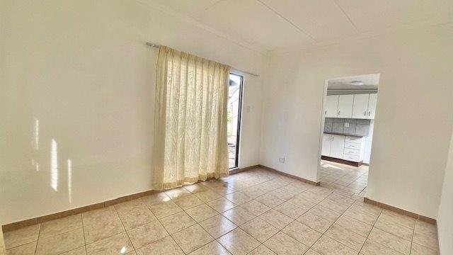 1 Bedroom Property for Sale in Uvongo KwaZulu-Natal