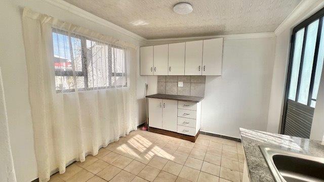 1 Bedroom Property for Sale in Uvongo KwaZulu-Natal