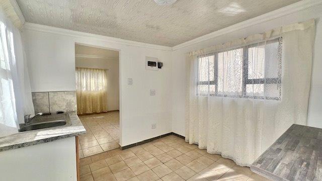 1 Bedroom Property for Sale in Uvongo KwaZulu-Natal