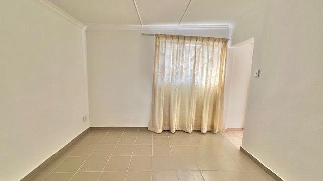 1 Bedroom Property for Sale in Uvongo KwaZulu-Natal