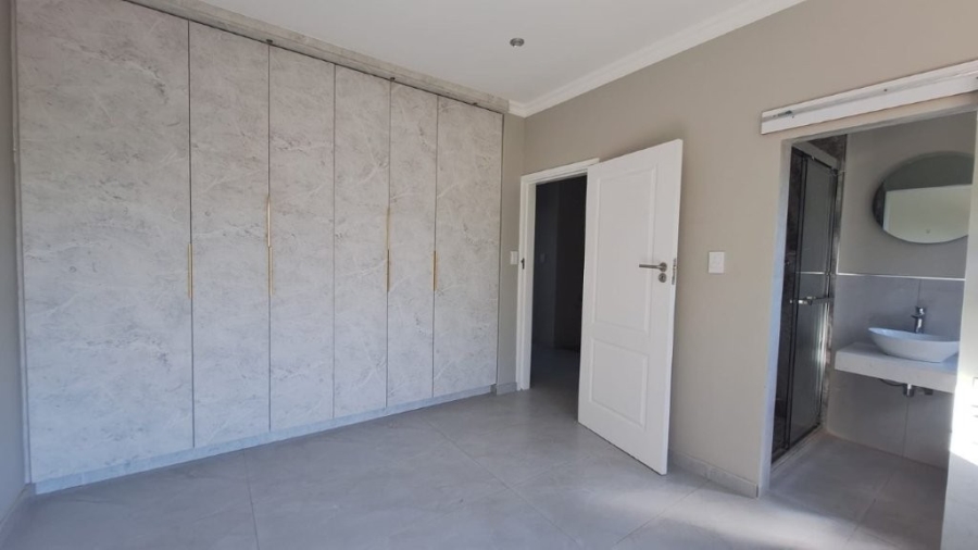 3 Bedroom Property for Sale in Umtentweni KwaZulu-Natal