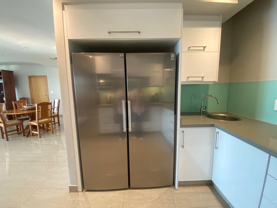 To Let 4 Bedroom Property for Rent in Umhlanga KwaZulu-Natal