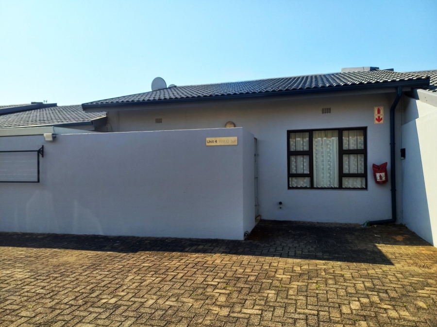 2 Bedroom Property for Sale in Hibberdene KwaZulu-Natal