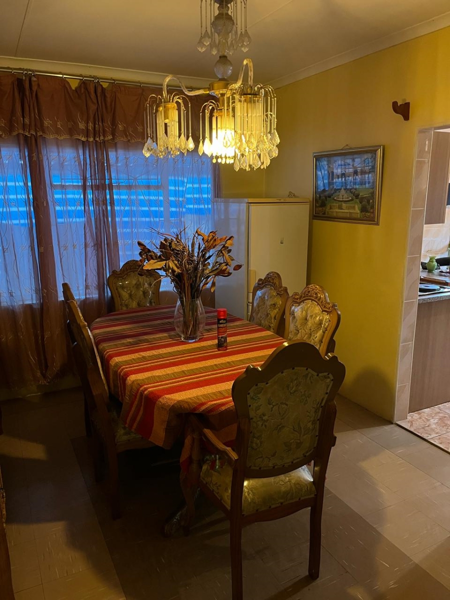  Bedroom Property for Sale in Acaciaville KwaZulu-Natal