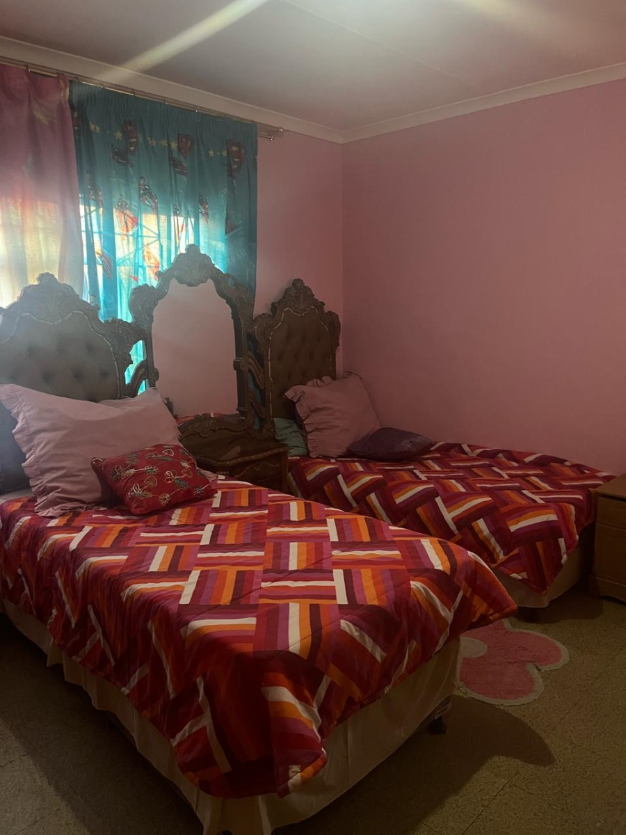  Bedroom Property for Sale in Acaciaville KwaZulu-Natal