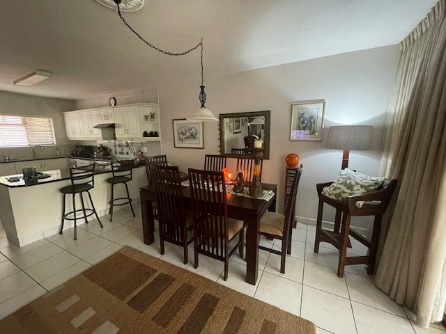 4 Bedroom Property for Sale in St Michaels On Sea KwaZulu-Natal