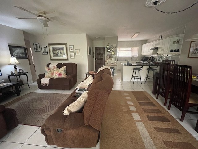 4 Bedroom Property for Sale in St Michaels On Sea KwaZulu-Natal