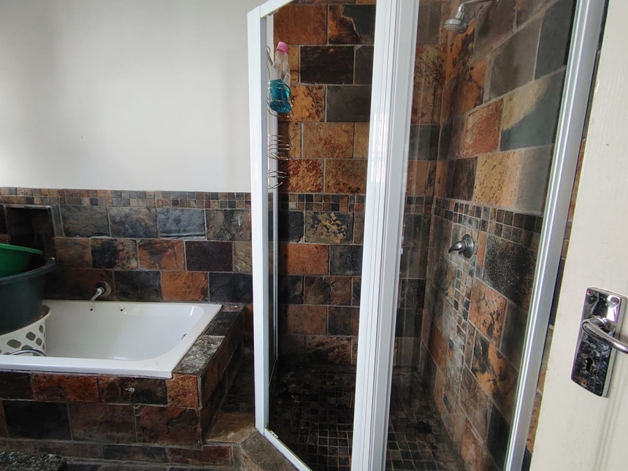 5 Bedroom Property for Sale in Palm Beach KwaZulu-Natal