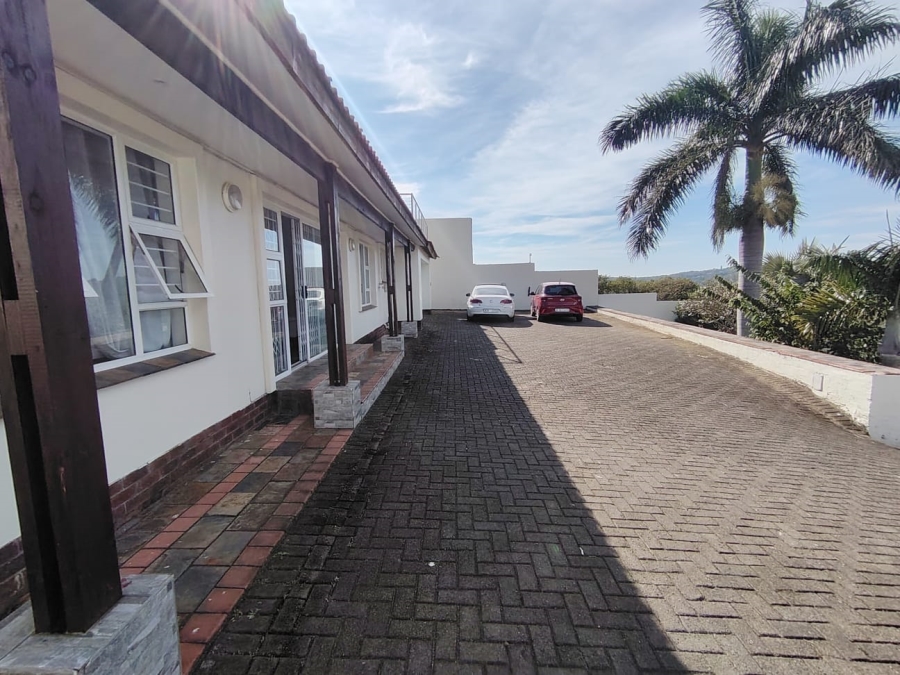 5 Bedroom Property for Sale in Palm Beach KwaZulu-Natal