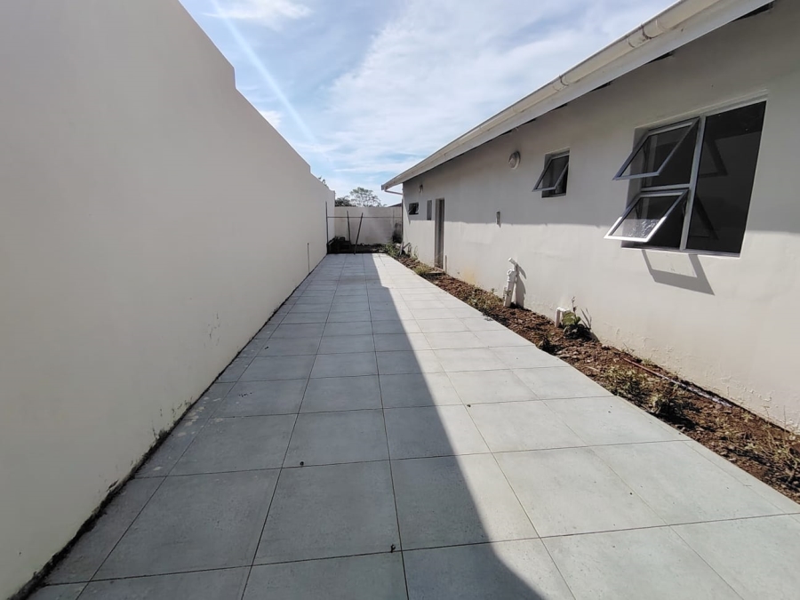 5 Bedroom Property for Sale in Palm Beach KwaZulu-Natal